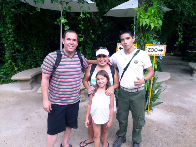 The family with the Crococun Zoo tour guide
