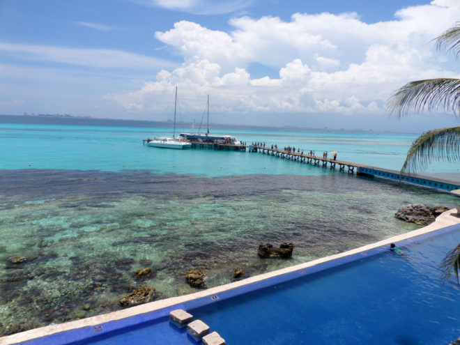 Infinity Pool at Garrafon