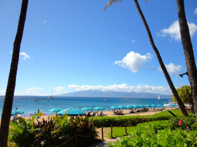 Ka'anapali Beach view from the beachwalk