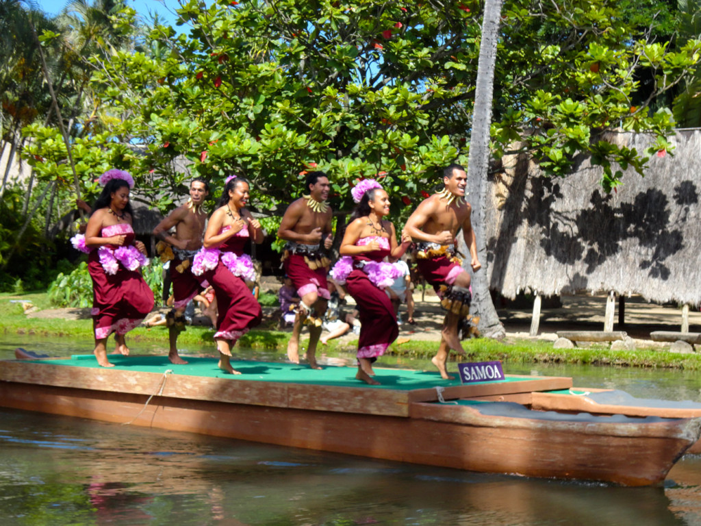 Rainbows of Paradise Samoa Canoe