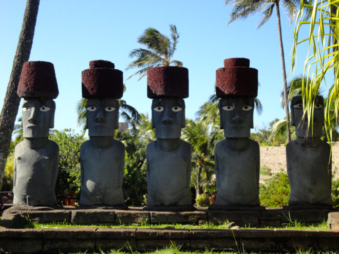 Rapa Nui Stone Staues