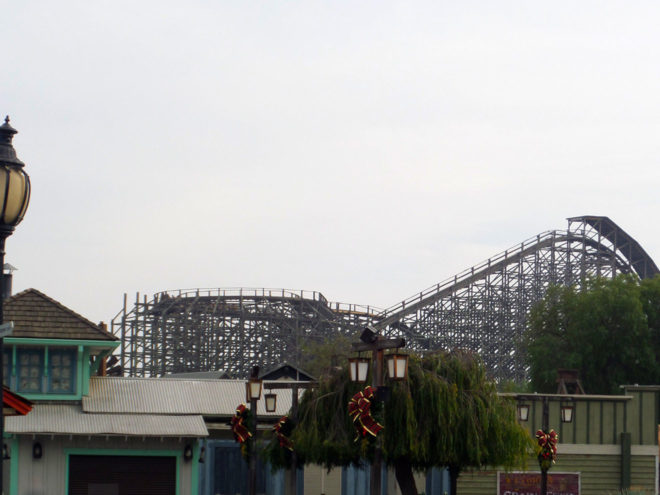 Ghostrider Roller Coaster Knott's Berry Farm