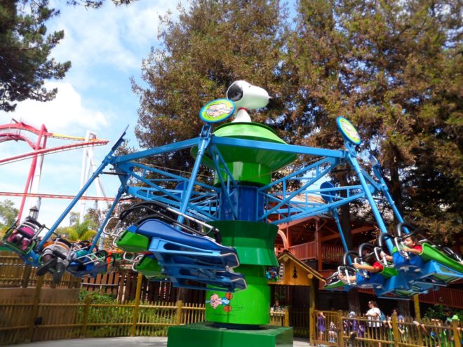 Linus Launcher Ride at Knott's Berry Farm