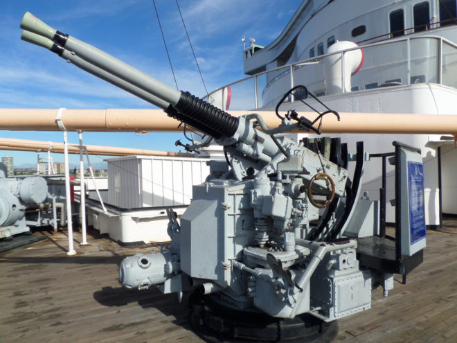 Queen Mary Twin 40 MM Anti-Aircraft Heavy Machine Gun