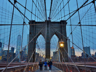 Brooklyn Bridge Walk in NYC