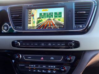 2016 Kia Sedona Center Console and Navigation System