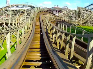 Lightning Racer roller coaster at Hersheypark