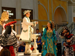 Streetmosphere Performers at the Venetian Grand Canal Shoppes