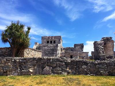 Pyramid El Castillo in Tulum Mexico