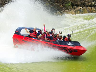 Jet Boat at Xavage Park